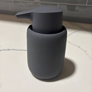 Blomus Sono Soap Dispenser - Color Magnet (Dark Gray)